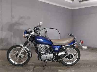Yamaha SR400 2024