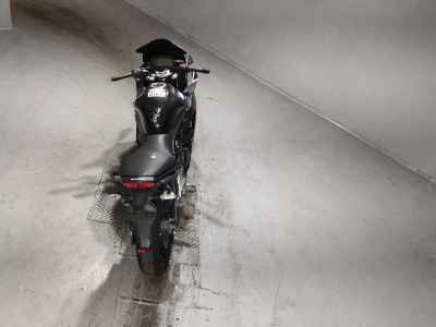 Kawasaki Ninja 400R 2011