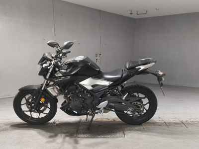 Yamaha MT-03