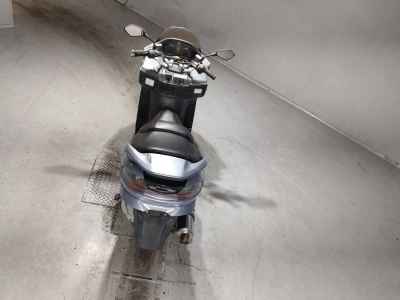 Suzuki Skywave 250S