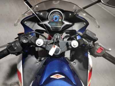 Honda CBR250R 2011