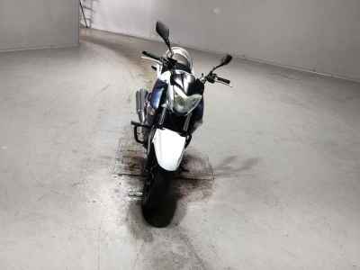 Suzuki GSR250