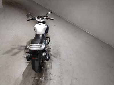 Suzuki GSR250