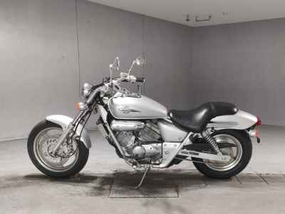 Honda Magna 250