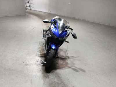 Yamaha YZF-R25