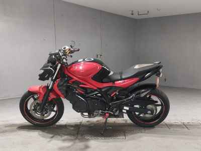 Suzuki Gladius SFV400 2010