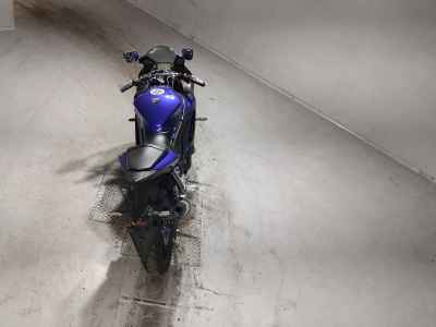 Yamaha YZF-R25