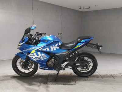 Suzuki Gixxer 250SF