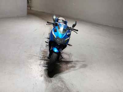 Suzuki Gixxer 250SF