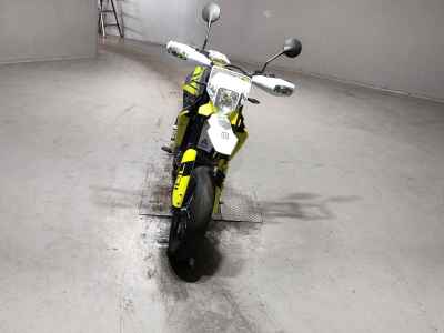 Husqvarna 701 Supermoto 2023