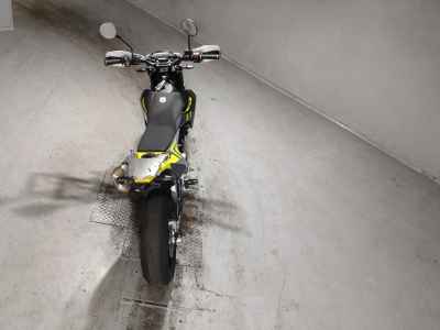 Husqvarna 701 Supermoto 2023