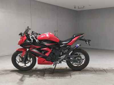 Kawasaki Ninja 250