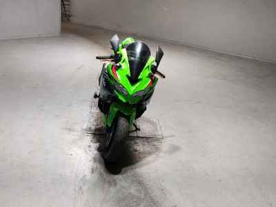 Kawasaki Ninja ZX-25R KRT Edition