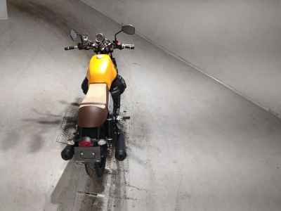 Moto Guzzi V7 2018