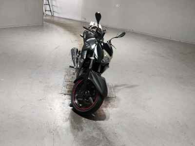 Suzuki GSR250