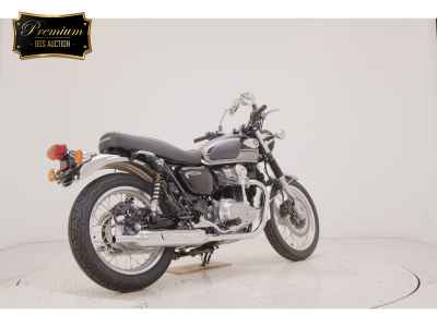Kawasaki W800 2024
