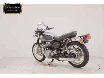 Kawasaki W800 2024