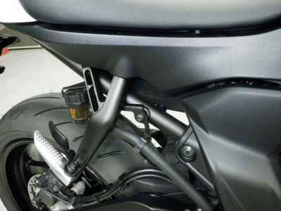 Yamaha YZF-R7 2026