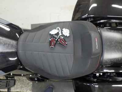 Harley-Davidson FLTRXSTSE CVO 2025