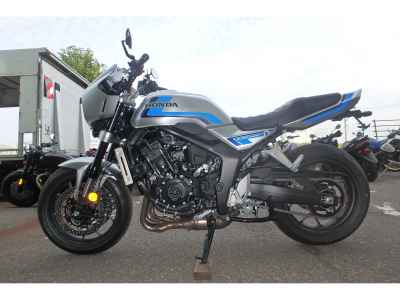 Honda CB1000F 2025