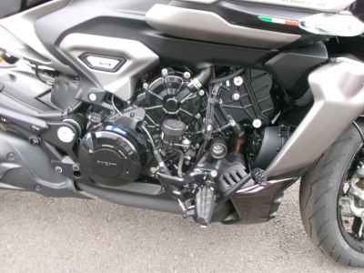 Ducati Diavel V4 2026