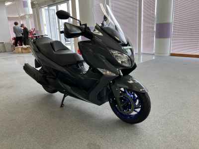 Suzuki Burgman 400 2022