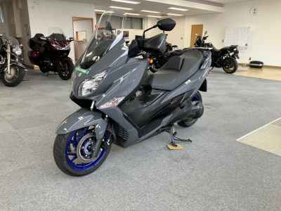 Suzuki Burgman 400 2022