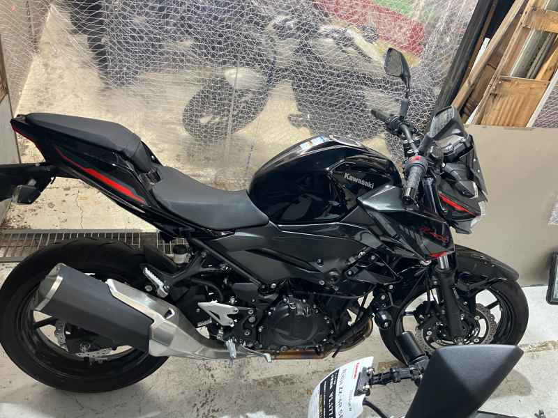 Kawasaki Z400 2025