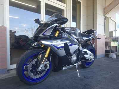 Yamaha YZF-R1M 2017