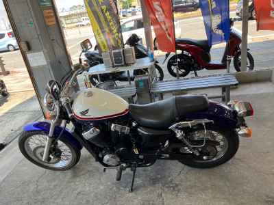 Honda VT400S 2011