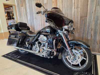 Harley-Davidson Street Glide FLHXSE1800 2012