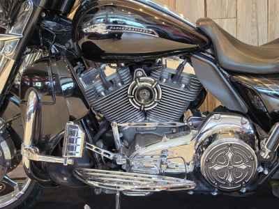 Harley-Davidson Street Glide FLHXSE1800 2012
