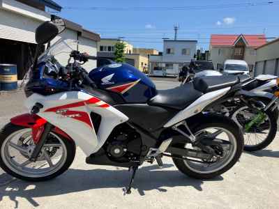 Honda CBR250R 2011