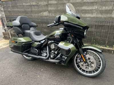 Harley-Davidson FLHXL 2026