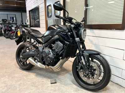 Honda CB650R 2023