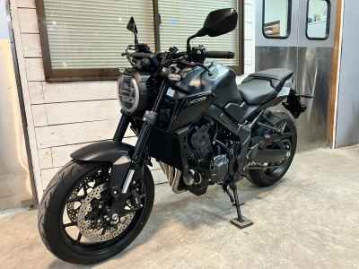 Honda CB650R 2023