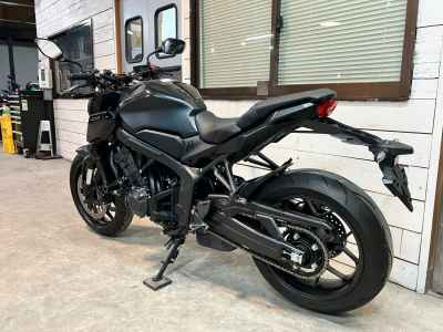 Honda CB650R 2023