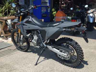 Suzuki DR-Z4SM 2025