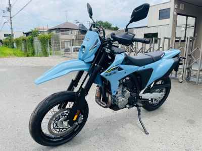 Suzuki DR-Z4SM 2025