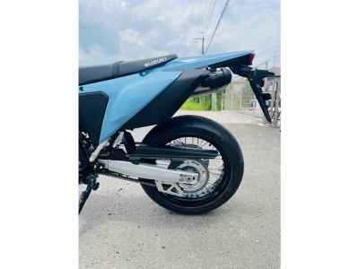 Suzuki DR-Z4SM 2025