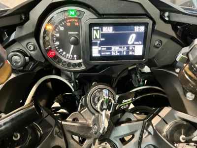 Kawasaki Ninja H2 SX SE+ 2021