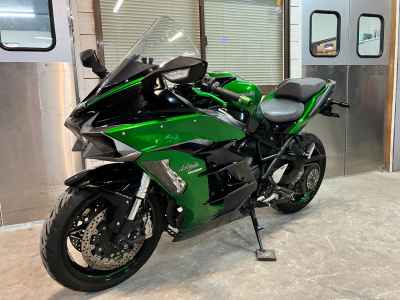 Kawasaki Ninja H2 SX SE+ 2021