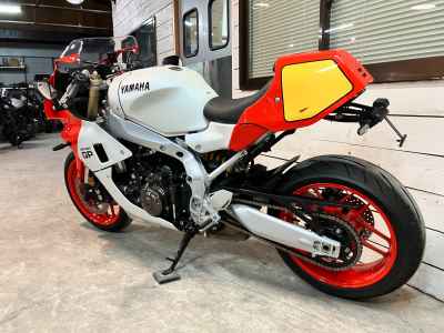 Yamaha XSR900 GP 2024