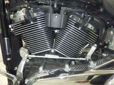 Harley-Davidson Breakout FXBR1920 2024