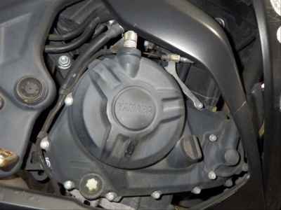 Yamaha YZF-R25 2016