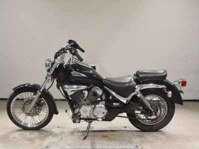 Suzuki Intruder 250LC