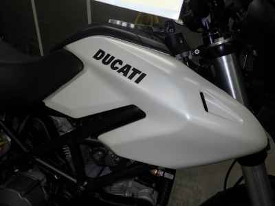 Ducati Hypermotard 821 2011