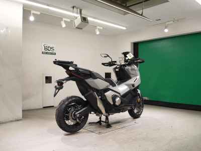 Honda X-Adv 750 2026