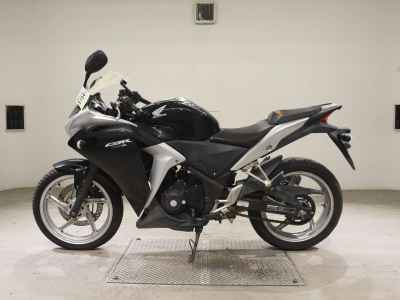 Honda CBR250R 2011