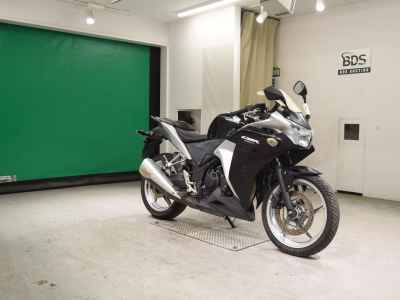 Honda CBR250R 2011